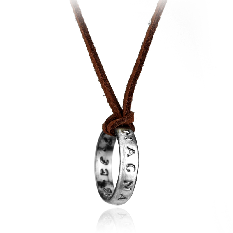Vintage Tech Accessories - Collar de cadena de cuero con